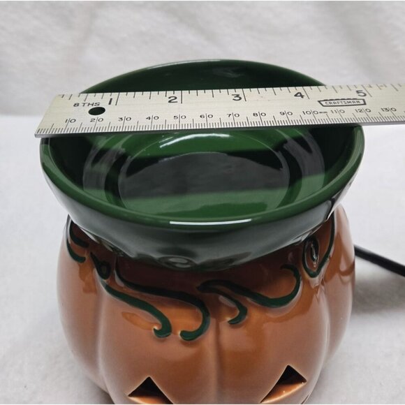 Scentsy Ceramic Jack-O-Lantern Electric Wax Warmer/Melter Discontinued - Picture 8 of 11